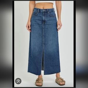 Women's Hidden Peyton High Rise Denim Midi Dark Denim Skirt with Front Slit